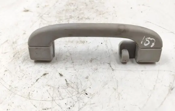 BMW 5 E39 Rear interior roof grab handle 8235577