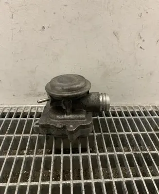 Mercedes-Benz S W221 EGR valve A0021407460