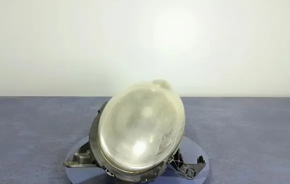 Nissan Micra Headlight/headlamp 26060AX700