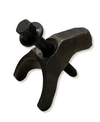 Land Rover Discovery Fuel Injector clamp holder 