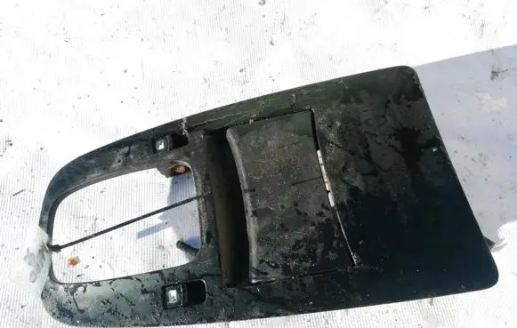 Seat Alhambra (Mk1) Electric window control switch 311780100T 31178-0100T