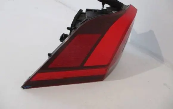 Volkswagen Tiguan Rear/tail lights 5NA345096D