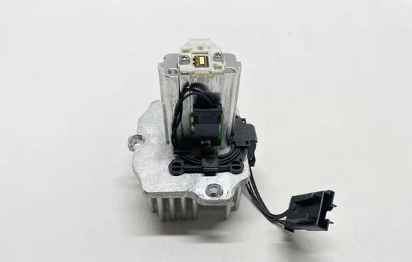 Mercedes-Benz E W212 LED ballast control module 18580900 185809 18478100