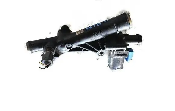 Ford Focus Thermostat/thermostat housing BM5G-8K556-EA