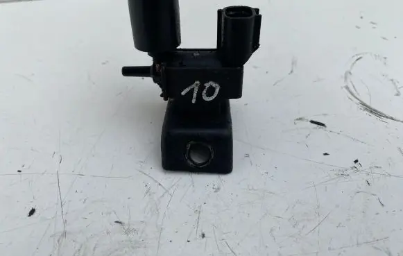 Toyota Corolla Verso E121 Vacuum valve 9091012232
