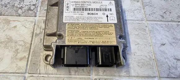 Mazda 3 I Airbag control unit/module BP4M57K30 0285001553 660025809101