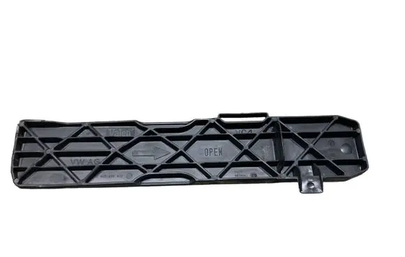Volkswagen Jetta VI Cabin air micro filter cap 1K0819422