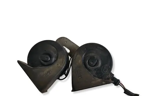 Audi A6 S6 C6 4F Horn signal 0055306