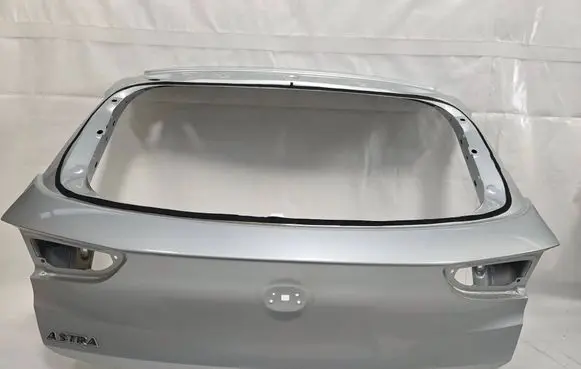 Opel Astra K Tailgate/trunk/boot lid 39047564