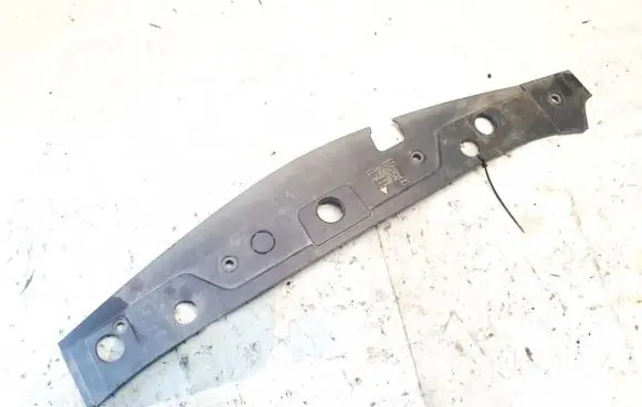 Renault Megane II Radiator support slam panel 8200116717