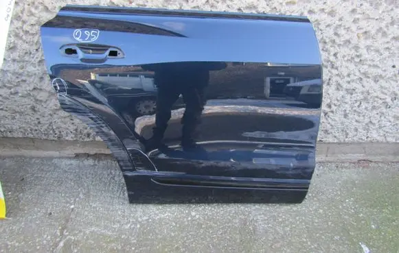 Audi Q8 Rear door 4M8833052C