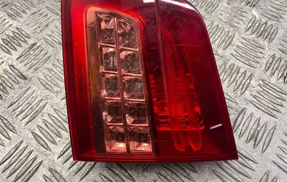 Citroen C5 Tailgate rear/tail lights 9687582980