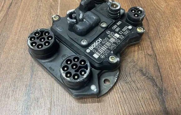 Mercedes-Benz S W140 Combustion control unit/module 0135457032 0227400820