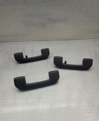DS Automobiles 3 Crossback A set of handles for the ceiling 