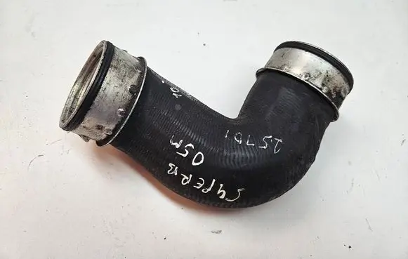 Intercooler hose/pipe