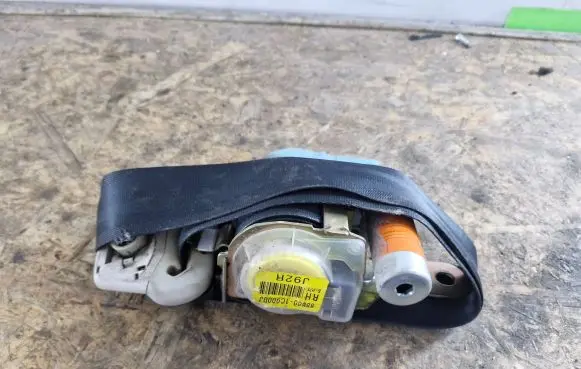 Hyundai Getz Front seatbelt