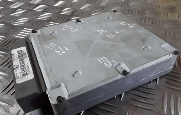 Ford Mondeo MK II Engine control unit/module XS7F12A650PC F5SB14A624AA