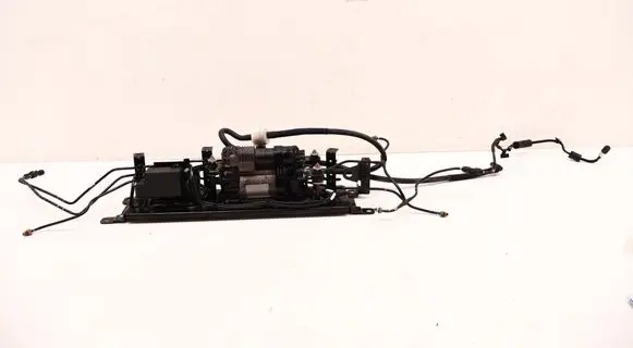Maserati Levante Air suspension compressor/pump 15152400332