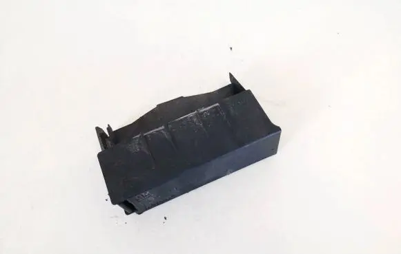 Opel Astra G Fuse box cover 90589541