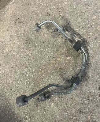 Peugeot 607 Fuel injector supply line/pipe 