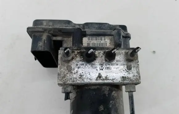 Skoda Fabia Mk2 (5J) ABS Pump