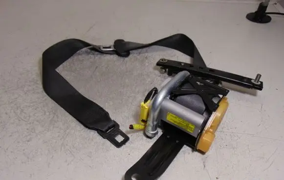 Honda Civic Front seatbelt 81850SMGE120M4