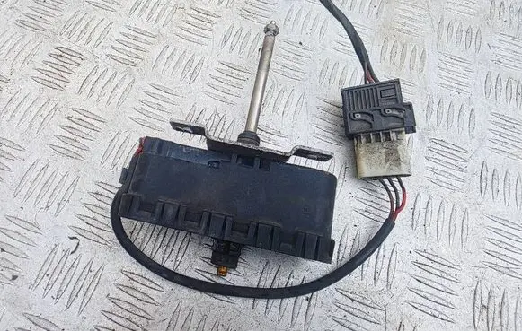 Land Rover Range Rover L322 Headlight wiper motor 6907856 0390206220