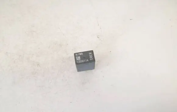 Opel Insignia A Other relay 13500114