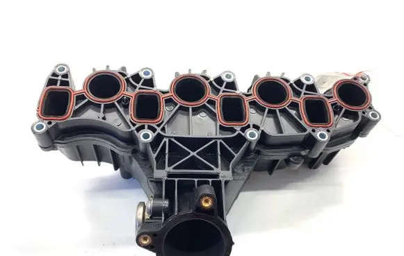 Volkswagen PASSAT B7 Intake manifold 