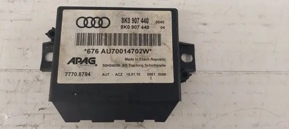 Audi Q7 4L Parking PDC control unit/module 8K0907440