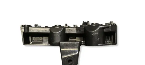 Renault Captur II Front bumper mounting bracket 622237745R