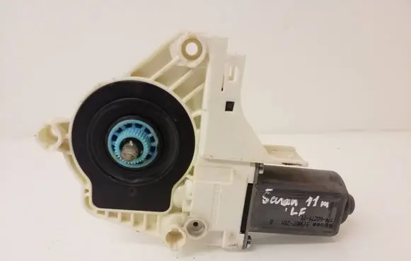 Volkswagen Sharan Front door window regulator motor 8K0959802B 11420240858 1101919809201
