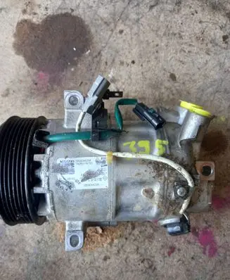 Renault Clio V Air conditioning (A/C) compressor (pump) 926004423R
