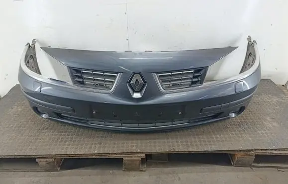Renault Laguna II Front bumper 