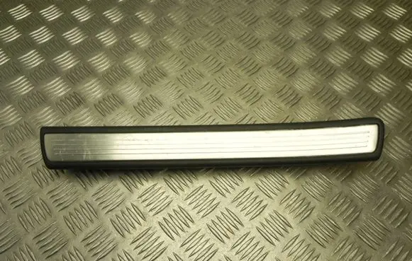 Mercedes-Benz S W222 Other sill/pillar trim element A2226808335 T7669