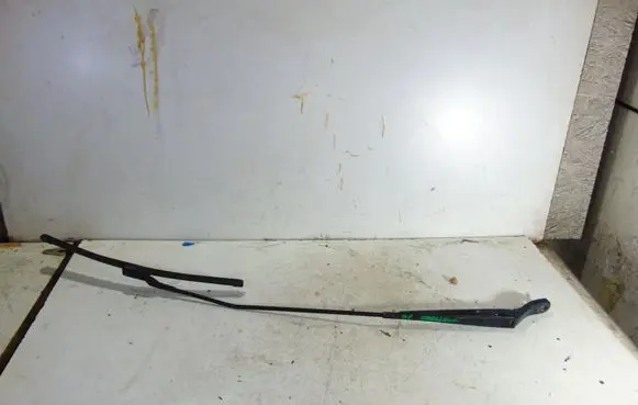 Peugeot Partner Front wiper blade arm