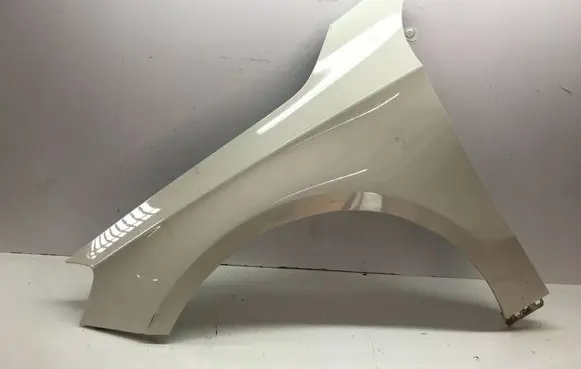 Mercedes-Benz A W176 Fender A1768810101