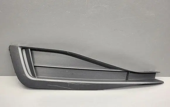 Volkswagen PASSAT B8 Front bumper lower grill 3G0853665 3G0853665J