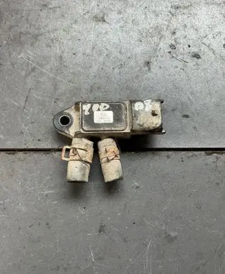 Opel Zafira A Windscreen/windshield washer pump 103173 1D8108