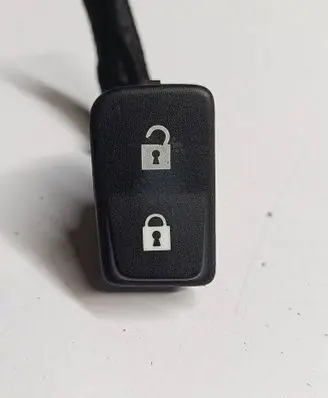 Volvo C30 Central locking switch button 30773334 30773333 03451500
