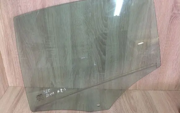 Volvo S60 Rear door window glass