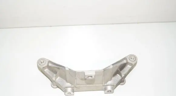 BMW X6 F16 Engine mounting bracket 7328324 51717328324