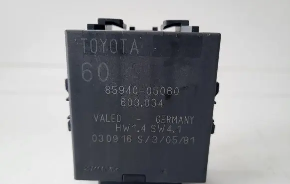 Toyota Avensis T270 Other control units/modules 8594005060