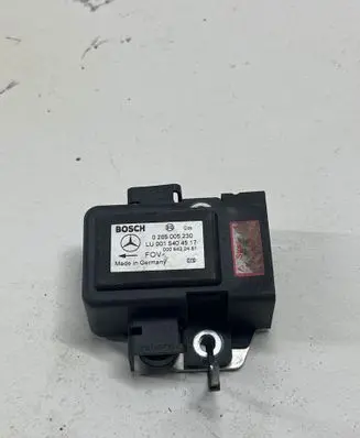 Mercedes-Benz S W220 ESP acceleration yaw rate sensor 0015404517 0265005230