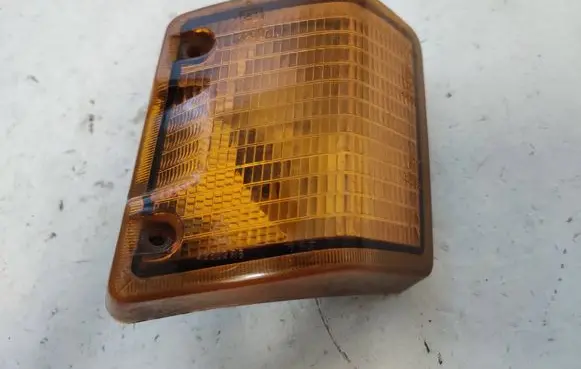 Volkswagen Transporter - Caravelle T4 Front indicator light 251953142A