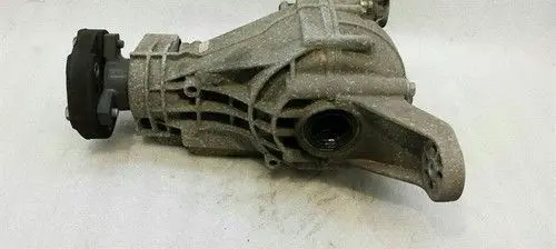 Mercedes-Benz R W251 Rear differential/diff mount bracket A1643500314