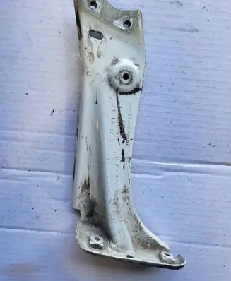 Skoda Octavia Mk3 (5E) Fender mounting bracket 5E0821141