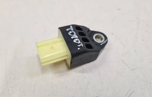 Toyota RAV 4 (XA30) Airbag deployment crash/impact sensor 8983128020 7274HF956