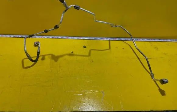 Air conditioning (A/C) pipe/hose