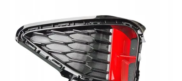 Hyundai i30 Front bumper upper radiator grill